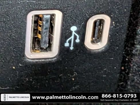Used 2022 Lincoln Corsair Reserve w/ Equipment Group 201A FWD image 24