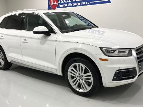 Used 2018 Audi Q5 Prestige w/ Prestige Package AWD/4WD image 2
