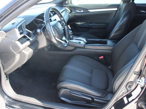 Used 2019 Honda Civic Sport image 11