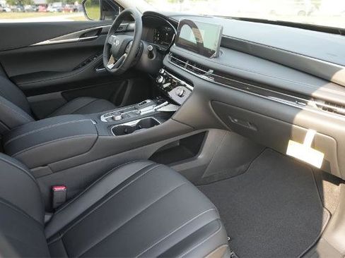 Certified 2026 INFINITI QX60 Luxe w/ Cargo Package image 13