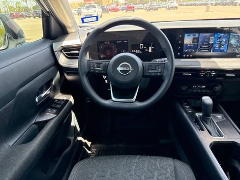Certified 2026 Nissan Kicks SV FWD image 14