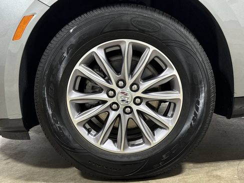 Used 2023 Buick Enclave Essence FWD image 27