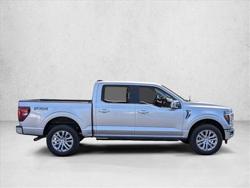 Used 2025 Ford F150 Lariat w/ Equipment Group 501A Mid AWD/4WD image 5