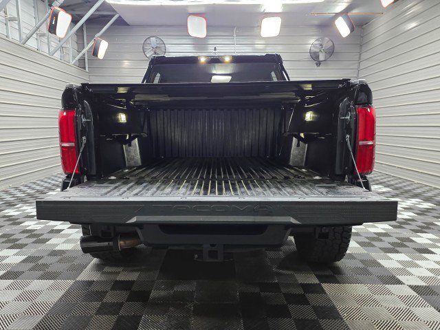 Used 2024 Toyota Tacoma TRD Sport AWD/4WD image 12