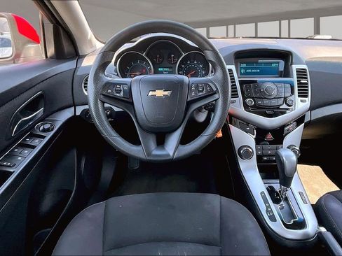 Used 2015 Chevrolet Cruze LT FWD image 5