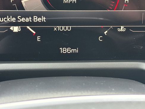 New 2026 GMC Acadia Elevation w/ Elevation Premium Package AWD/4WD image 20