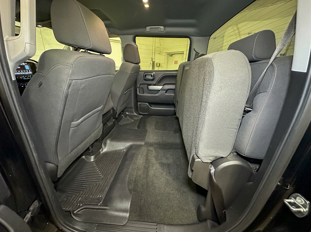 Used 2018 Chevrolet Silverado 1500 LT w/ LPO, Black Pack AWD/4WD image 24