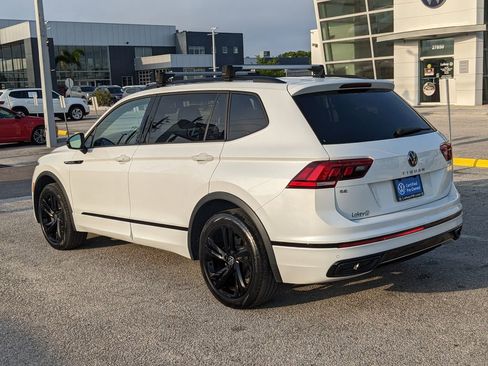 Certified 2023 Volkswagen Tiguan SE R-Line image 4