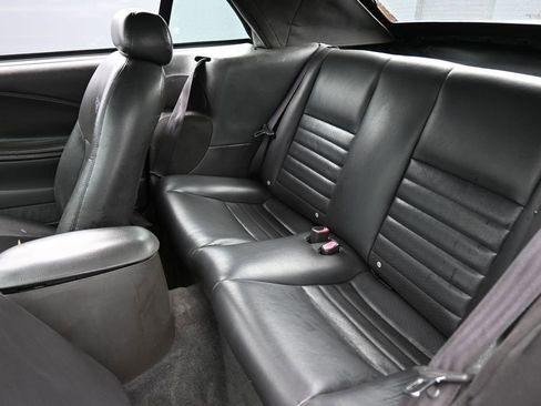 Used 2004 Ford Mustang GT RWD image 11