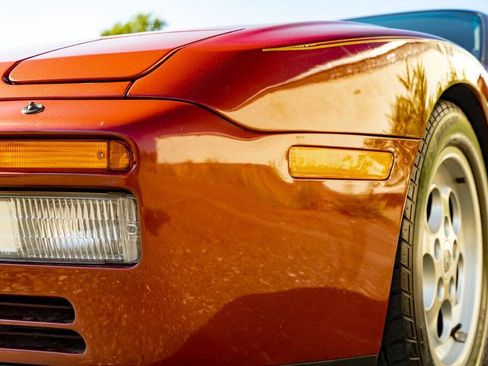 Used 1986 Porsche 944 Turbo image 19