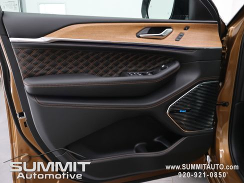 New 2026 Jeep Grand Cherokee L Summit AWD/4WD image 50