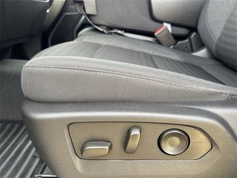 Used 2022 GMC Sierra 1500 SLE w/ X31 Off-Road Package image 12