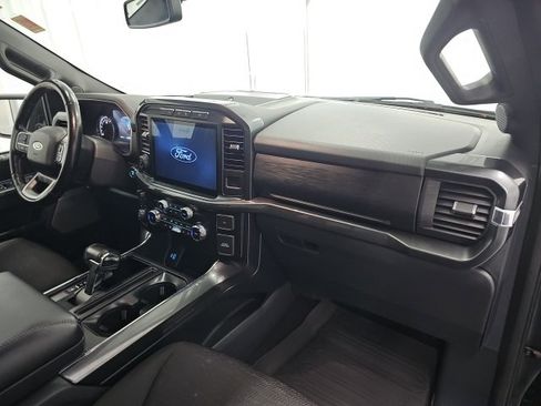 Used 2022 Ford F150 XLT w/ Equipment Group 302A High image 11