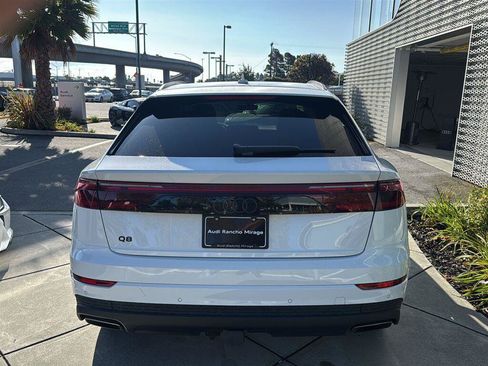 Used 2024 Audi Q8 Premium Plus AWD/4WD image 7