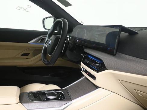 Used 2025 BMW 430i xDrive Convertible w/ Convenience Package AWD/4WD image 8