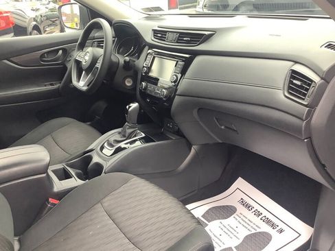 Used 2019 Nissan Rogue S AWD/4WD image 15