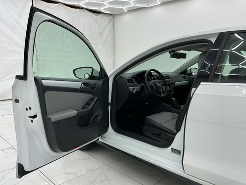 Used 2016 Volkswagen Jetta SEL Premium FWD image 16