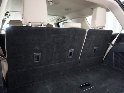 Used 2024 Ford Expedition Limited image 19