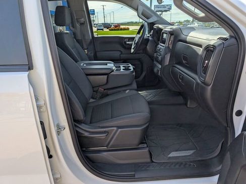 Used 2022 Chevrolet Silverado 1500 Custom AWD/4WD image 3