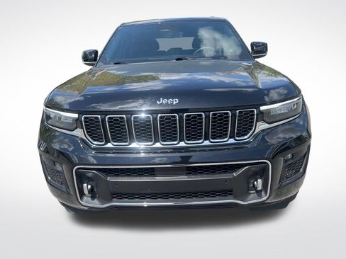 Used 2023 Jeep Grand Cherokee Overland AWD/4WD image 10