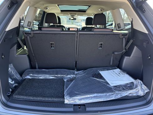 New 2026 Volkswagen Atlas Peak Edition image 15