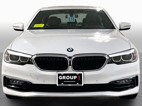 Used 2018 BMW 530i xDrive w/ Premium Package AWD/4WD image 8