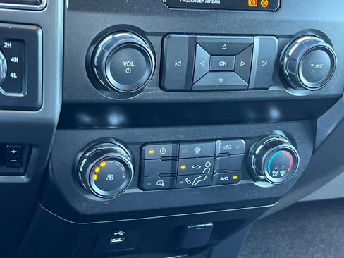 Used 2019 Ford F250 XLT AWD/4WD image 19
