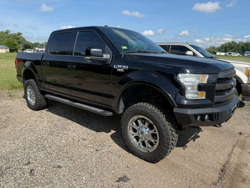 Used 2016 Ford F150 Lariat w/ Equipment Group 501A Mid AWD/4WD image 4