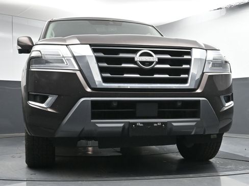 Used 2021 Nissan Armada SL w/ Captain's Chairs Package image 28