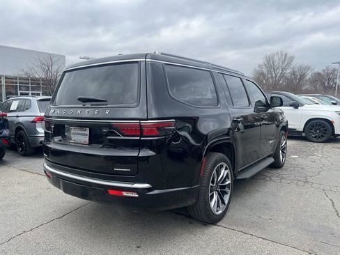 Used 2023 Jeep Wagoneer Series II w/ Premium Group I image 5