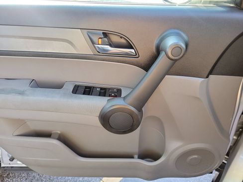 Used 2010 Honda CR-V LX image 27