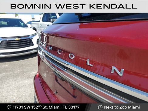 Used 2019 Lincoln Nautilus FWD image 9