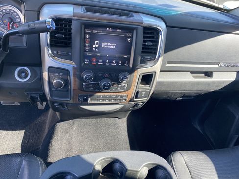 Used 2018 RAM 2500 Laramie image 16