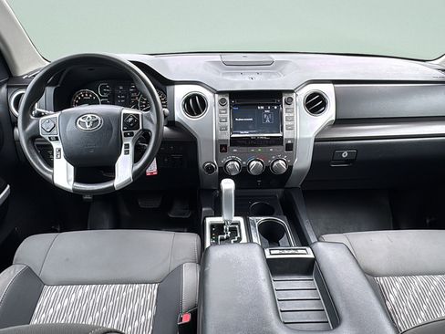Used 2018 Toyota Tundra SR5 w/ TRD Off Road Package AWD/4WD image 11