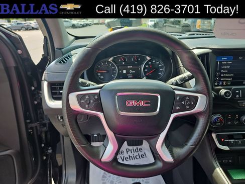 Certified 2023 GMC Terrain SLE w/ Driver Convenience Package AWD/4WD image 13