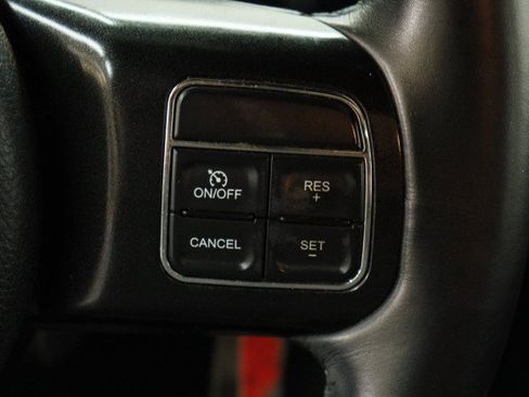 Used 2017 Jeep Wrangler Unlimited Sahara AWD/4WD image 11