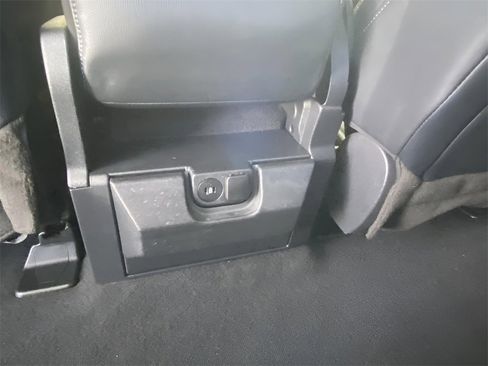 Used 2023 Ford F250 Lariat w/ Sport Appearance Package image 20