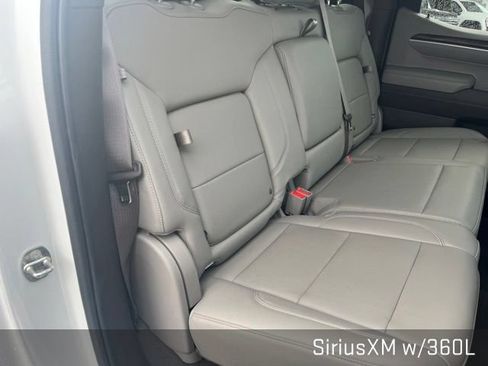 Used 2022 GMC Sierra 1500 SLT w/ SLT Premium Plus Package AWD/4WD image 39