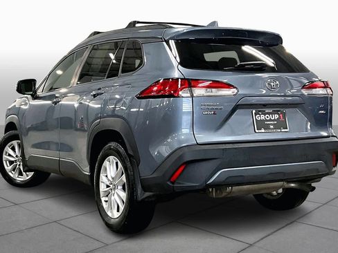Used 2022 Toyota Corolla Cross LE w/ Moonroof Package image 12