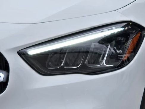 Certified 2025 Mercedes-Benz GLA 250 4MATIC image 38