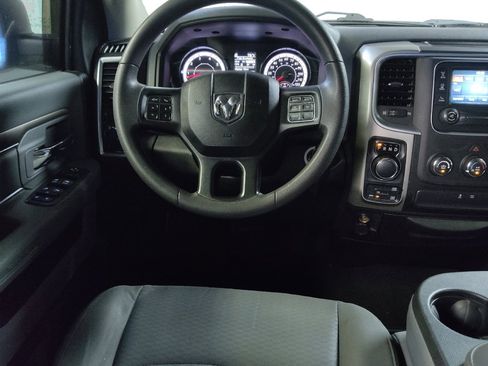 Used 2019 RAM 1500 Classic SLT image 22