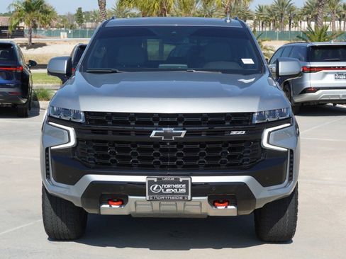 Used 2023 Chevrolet Tahoe Z71 w/ Luxury Package image 2
