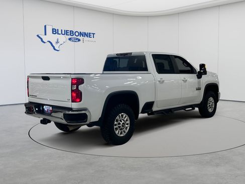 Used 2025 Chevrolet Silverado 2500 LT w/ Texas Edition AWD/4WD image 5