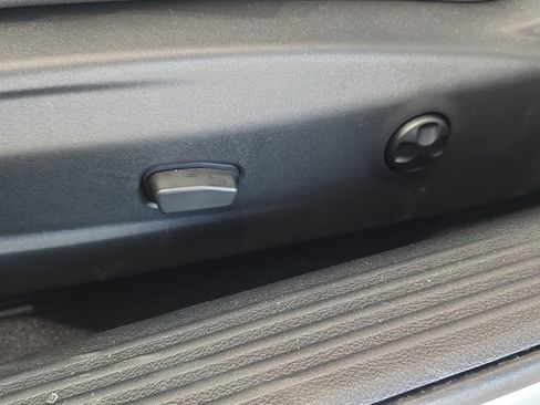 Used 2022 Dodge Challenger SRT Hellcat image 19