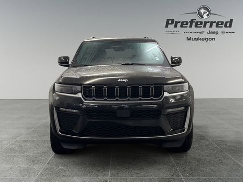 New 2026 Jeep Grand Cherokee L Limited image 11
