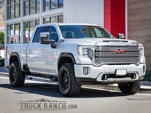 Used 2023 GMC Sierra 2500 Denali w/ Denali Ultimate Package AWD/4WD image 1