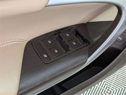 Used 2017 Buick Regal Premium w/ Driver Confidence Package #2 image 16