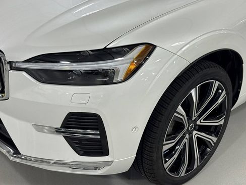 Certified 2023 Volvo XC60 B5 Ultimate w/ Climate Package AWD/4WD image 7
