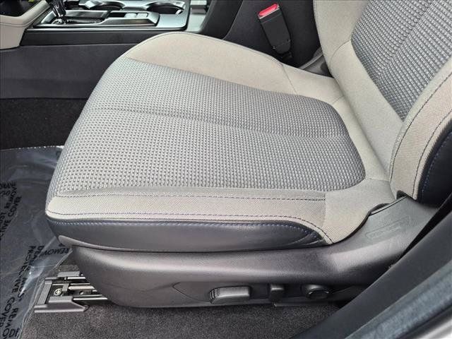Used 2026 Subaru Forester Premium AWD/4WD image 16