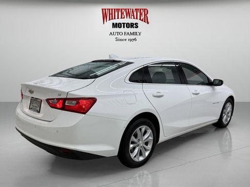Used 2025 Chevrolet Malibu LT FWD image 4